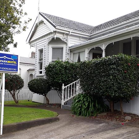 At Eden Park Motel Auckland Eksteriør billede