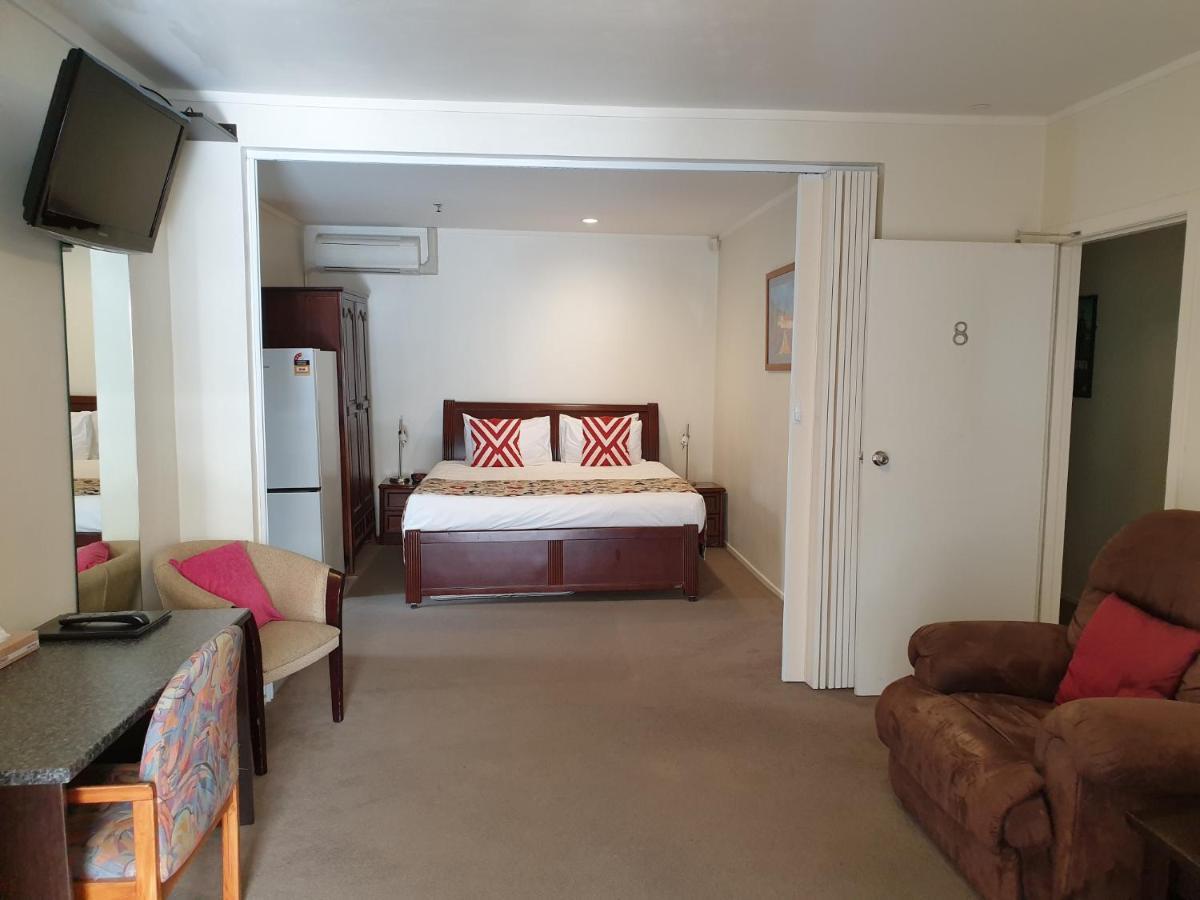 At Eden Park Motel Auckland Eksteriør billede