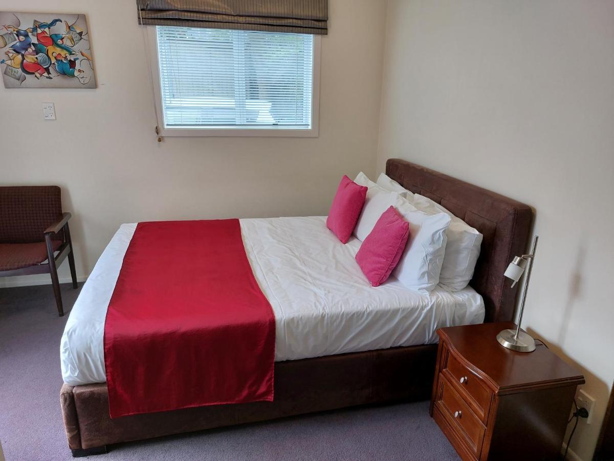 At Eden Park Motel Auckland Eksteriør billede
