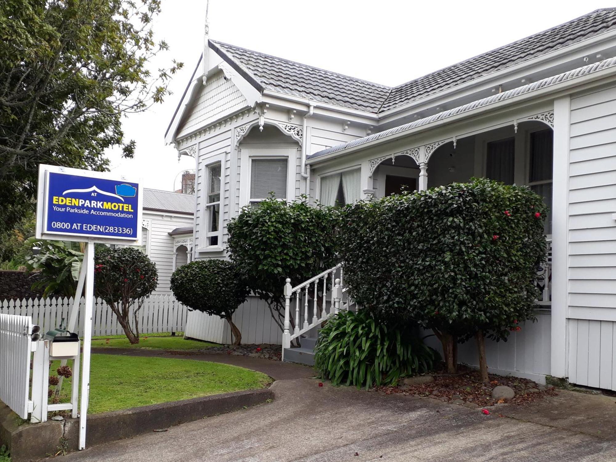 At Eden Park Motel Auckland Eksteriør billede